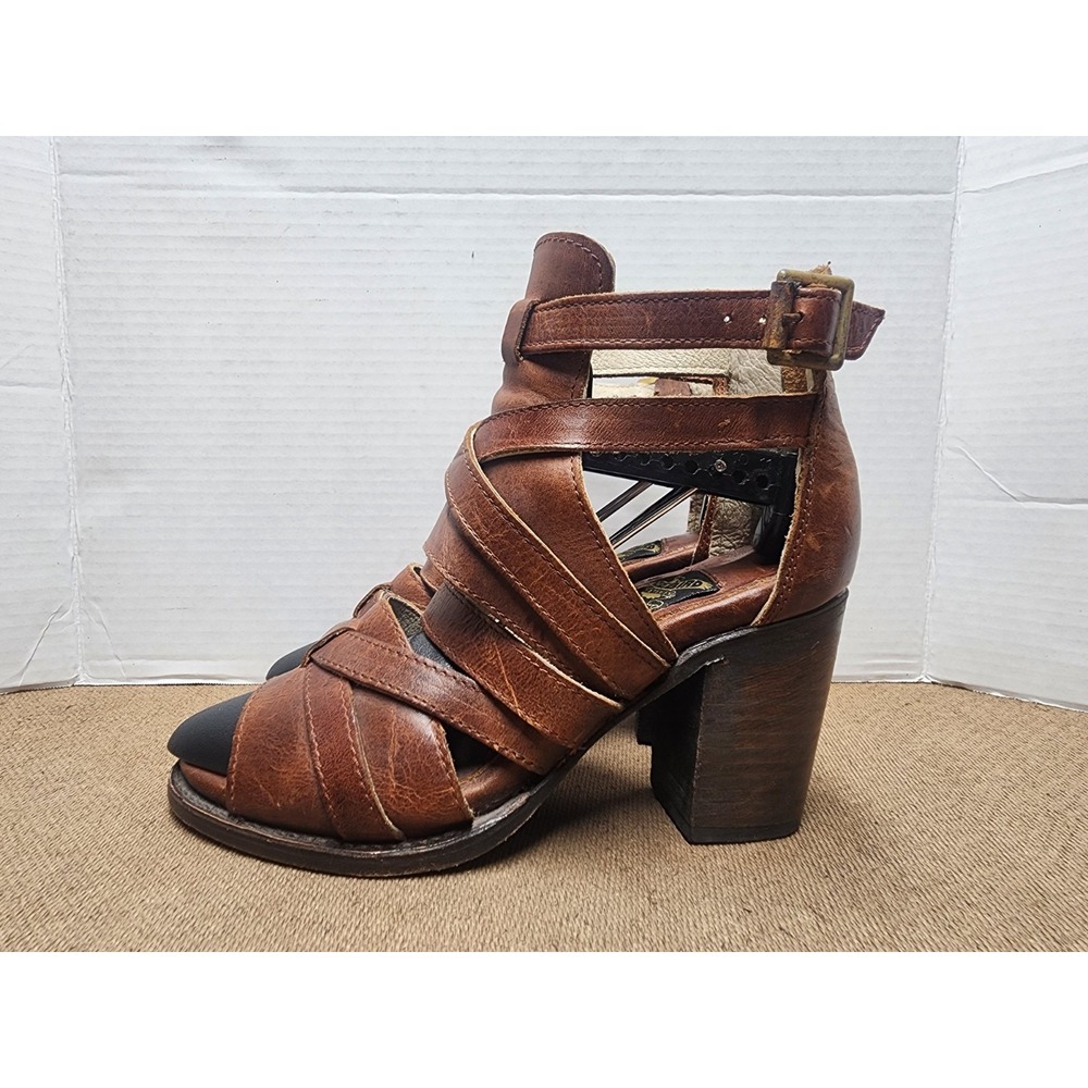 Freebird By Steven Leather Claw Brown Sandals Heels Sz 8